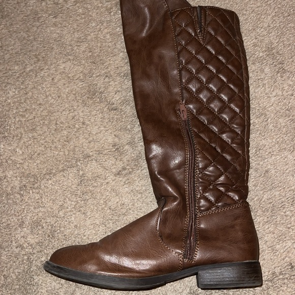 Excellent condition tall boots - Picture 2 of 4